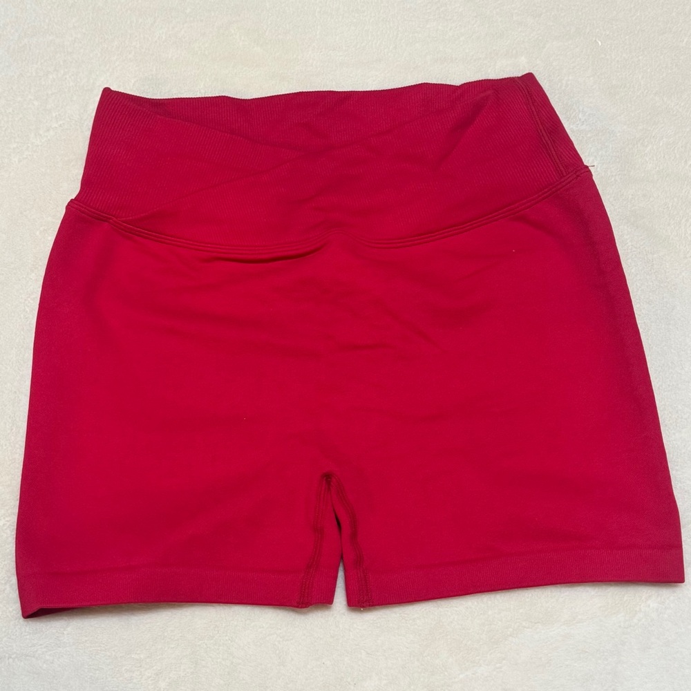 HOT PINK GYM SHORT